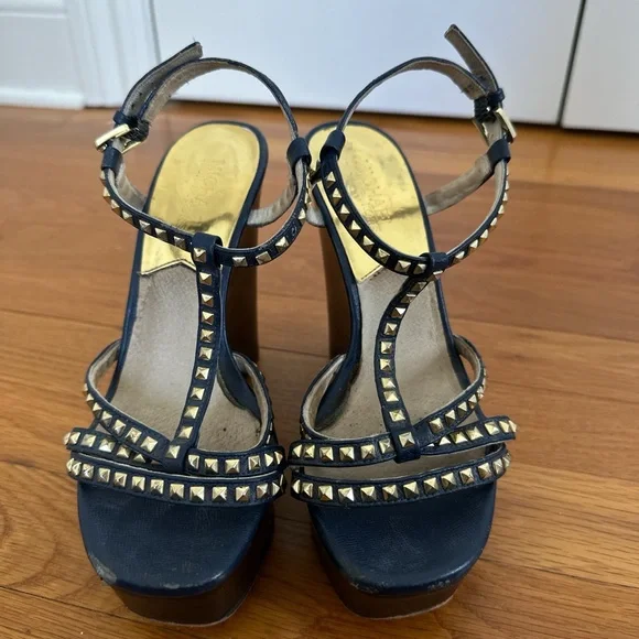Michael Kors Studded Black and Gold Wedges - Picture 1 of 8
